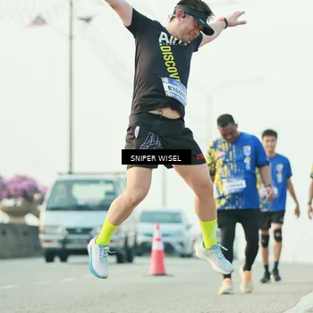 Runner Photo 5864114