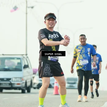 Runner Photo 5864129