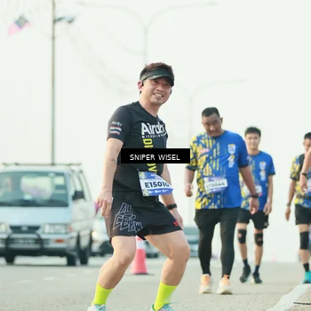 Runner Photo 5864137