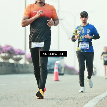 Runner Photo 5864179