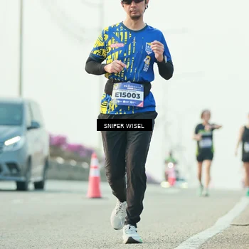 Runner Photo 5864184