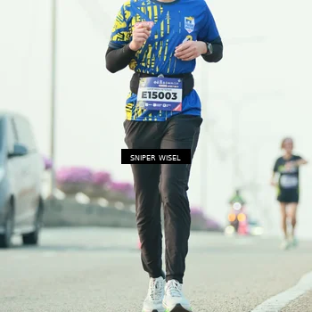 Runner Photo 5864202