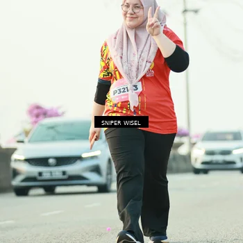 Runner Photo 5864250