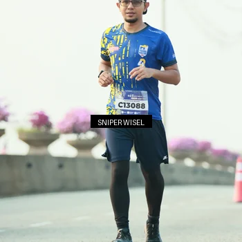 Runner Photo 5864316