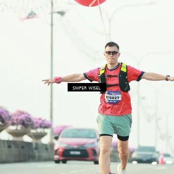 Runner Photo 5864326