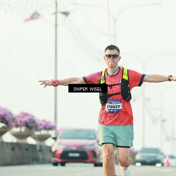 Runner Photo 5864334