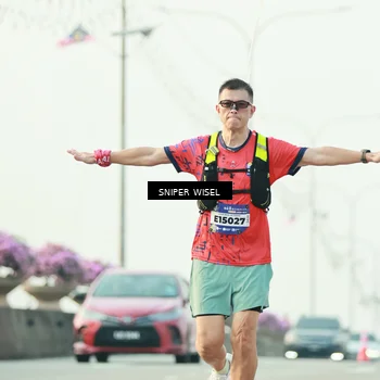 Runner Photo 5864341