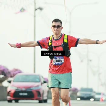 Runner Photo 5864342