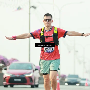 Runner Photo 5864344