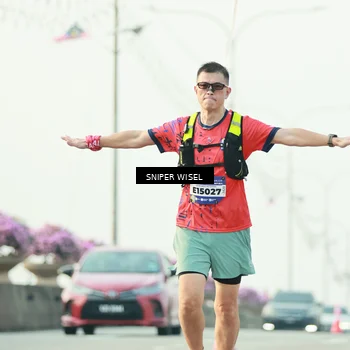 Runner Photo 5864361