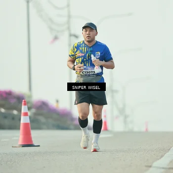 Runner Photo 5864429