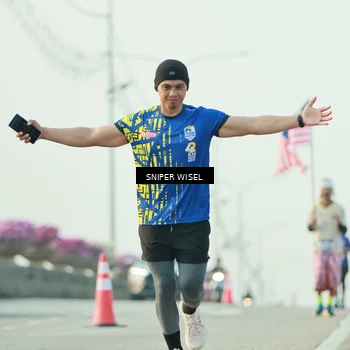 Runner Photo 5864475