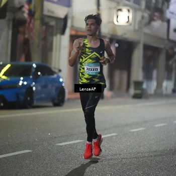 Runner Photo 5864964