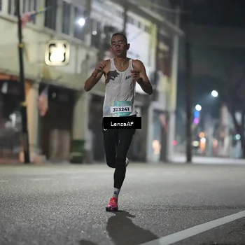 Runner Photo 5864969