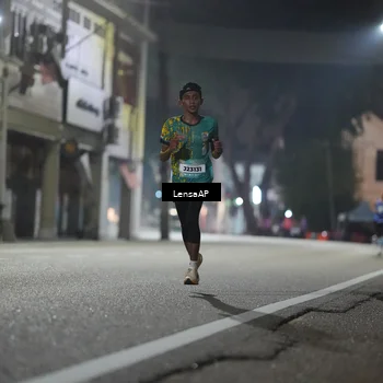 Runner Photo 5864988