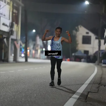Runner Photo 5864994