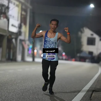 Runner Photo 5864999
