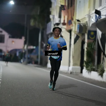 Runner Photo 5865003