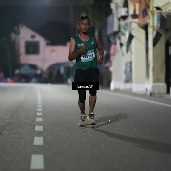 Runner Photo 5865012