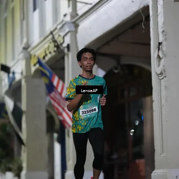 Runner Photo 5865017