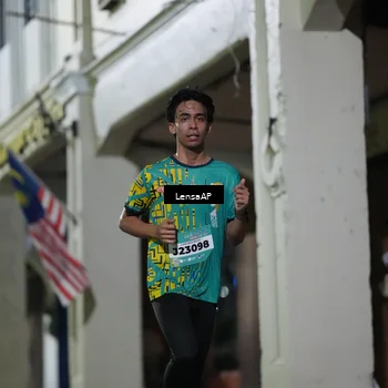 Runner Photo 5865019