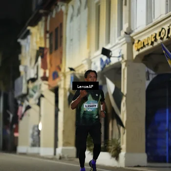 Runner Photo 5865023
