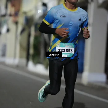 Runner Photo 5865029