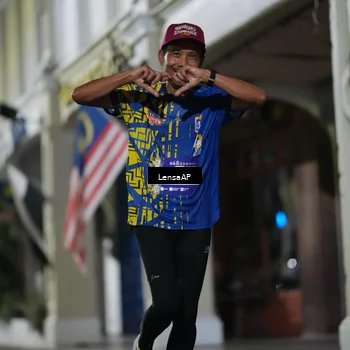 Runner Photo 5865043