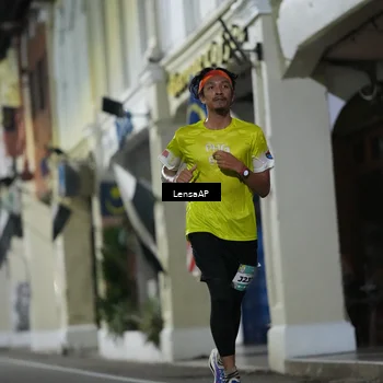 Runner Photo 5865053