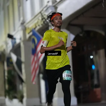 Runner Photo 5865054
