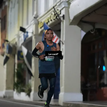 Runner Photo 5865056