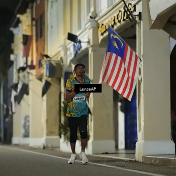 Runner Photo 5865067