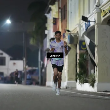 Runner Photo 5865082