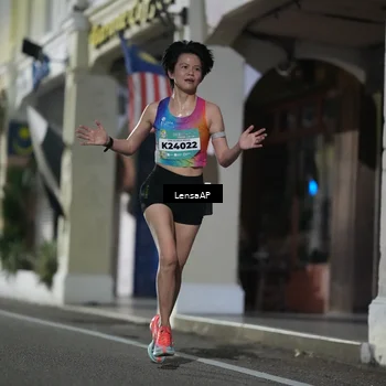 Runner Photo 5865092