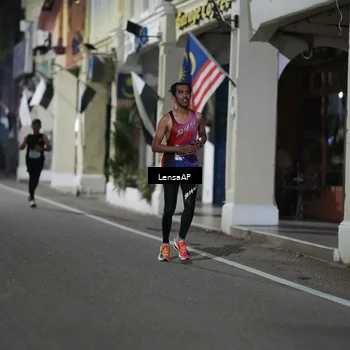 Runner Photo 5865095