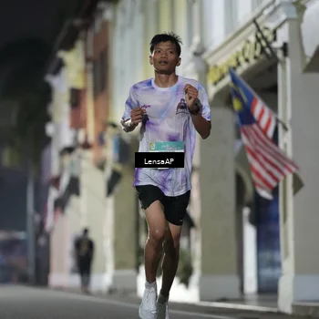 Runner Photo 5865096