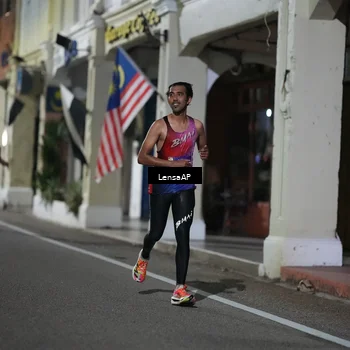 Runner Photo 5865098