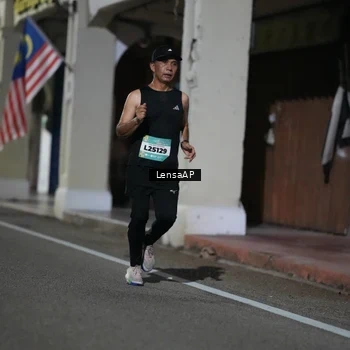 Runner Photo 5865101