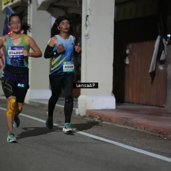 Runner Photo 5865103