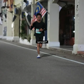 Runner Photo 5865108