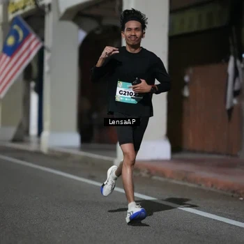 Runner Photo 5865116
