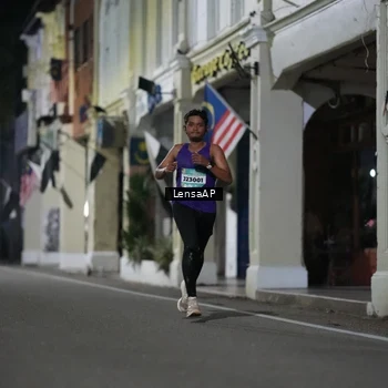 Runner Photo 5865121