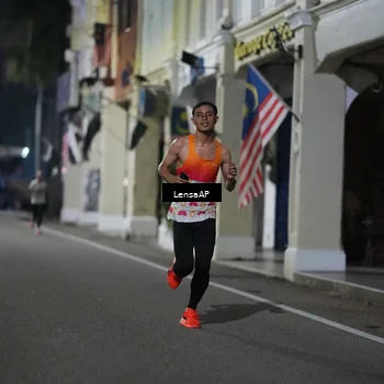 Runner Photo 5865125