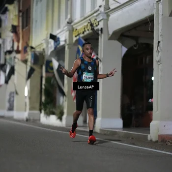 Runner Photo 5865127