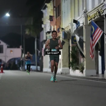 Runner Photo 5865136
