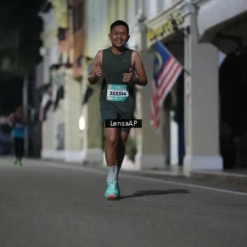 Runner Photo 5865137