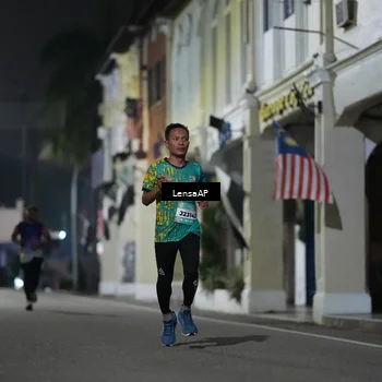 Runner Photo 5865153