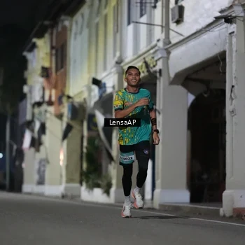 Runner Photo 5865192