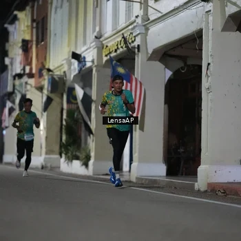 Runner Photo 5865205