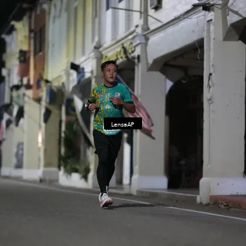 Runner Photo 5865209